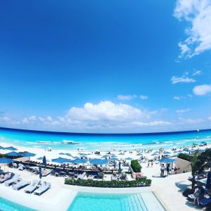 turquoise blue water caribbean mexico cancun beach beautiful